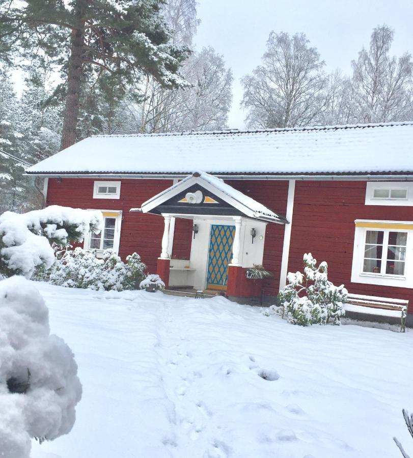 Olsbacka Cottage Falun Buitenkant foto